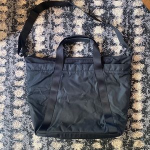 Lululemon gym to work duffle bag